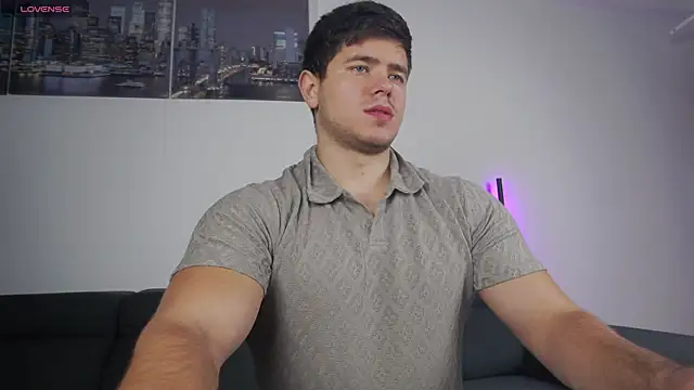 Snapshot of Arilas_ chatting on 11.29.25 Arilas online show from 11.29.25