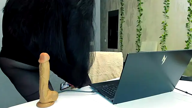 WorshipLilit online show from 02.28.26