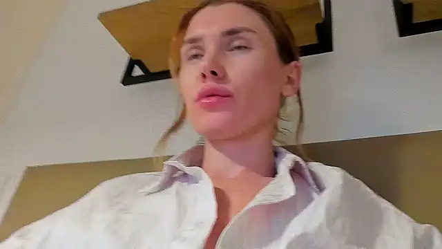 Cameron diazz online show from 10.17.25