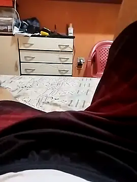 Snapshot of Emanuel45js chatting on 12.02.24 Emanuel45js online show from 12.02.24