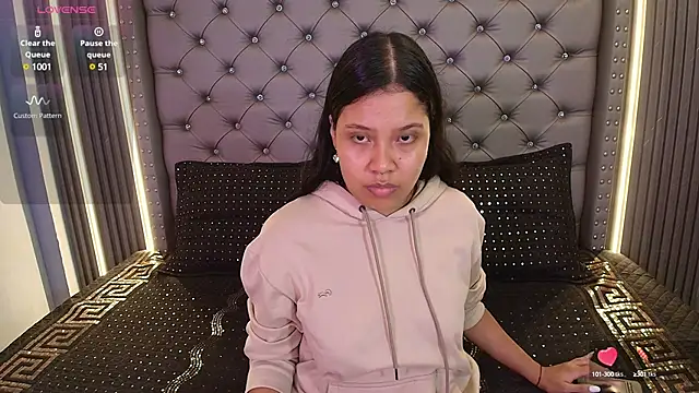 Snapshot of bhabylala1 chatting on 12.19.24 bhabylala1 online show from 12.19.24