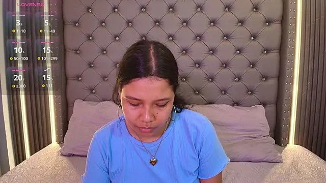Snapshot of bhabylala1 chatting on 01.24.25 bhabylala1 online show from 01.24.25
