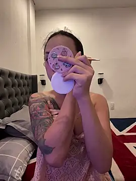 SweetCheska19 online show from 04.09.26