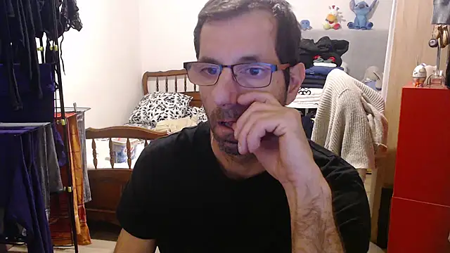 steph19x5 online show from 10.24.25