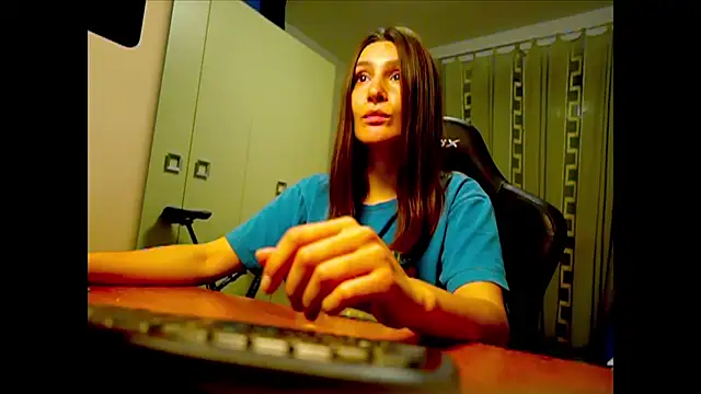 GodlyTheia online show from 04.15.26