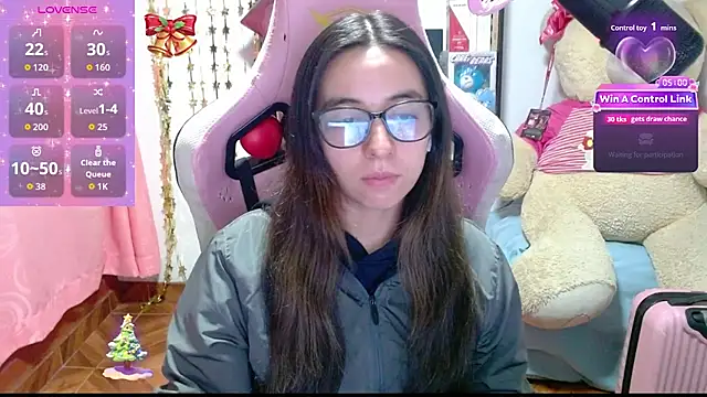 Snapshot of Maggie_Fox3 chatting on 12.17.25 Maggie Fox3 online show from 12.17.25