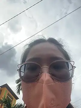 Snapshot of HinaLovely chatting on 01.20.25 HinaLovely online show from 01.20.25