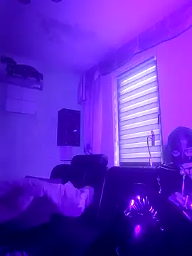 Crystalbitchx online show from 10.19.25