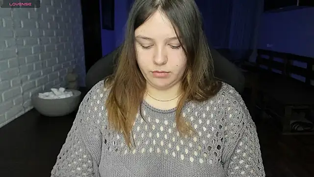 Snapshot of XNirvanaX chatting on 12.16.24 XNirvanaX online show from 12.16.24