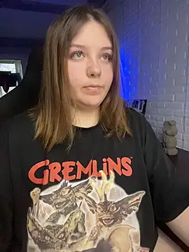 Snapshot of XNirvanaX chatting on 11.10.25 XNirvanaX online show from 11.10.25