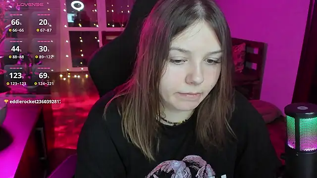 Snapshot of XNirvanaX chatting on 01.08.26 XNirvanaX online show from 01.08.26