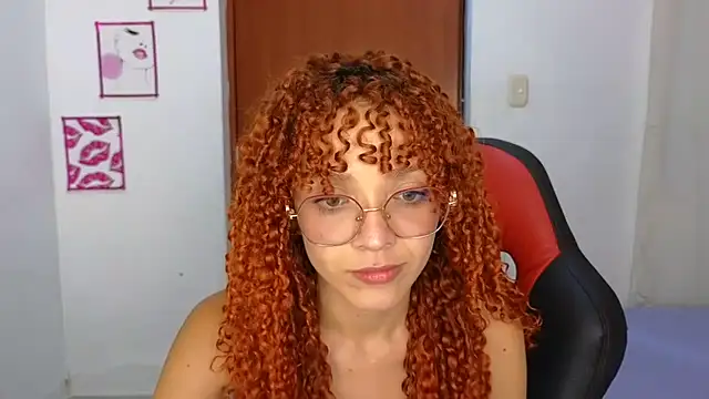 SexyLeilaa online show from 10.24.25