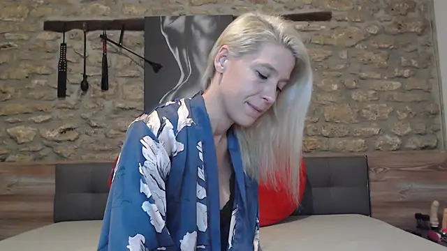 Naschkatze01 online show from 12.03.25