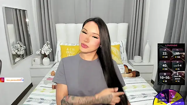 Snapshot of LustfulMonica chatting on 01.06.26 LustfulMonica online show from 01.06.26