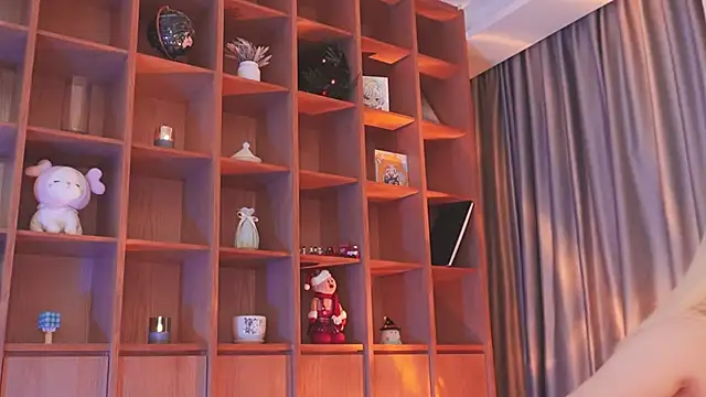 hyun chia online show from 11.03.25