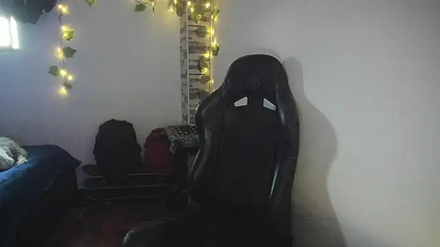 Snapshot of saad_man chatting on 11.15.25 saad man online show from 11.15.25