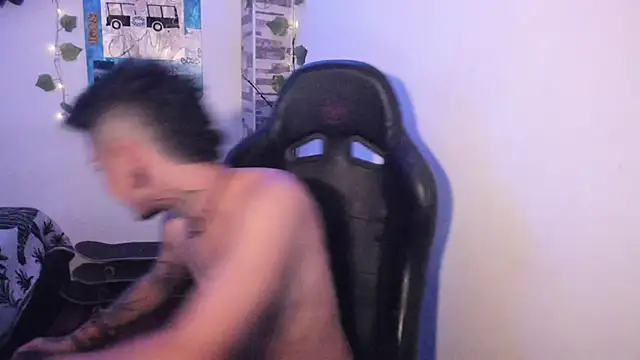 Snapshot of saad_man chatting on 12.17.25 saad man online show from 12.17.25