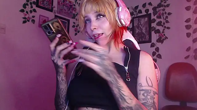 MaryJannes online show from 12.18.24