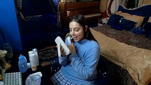 VanessaDoyle online show from 12.16.25