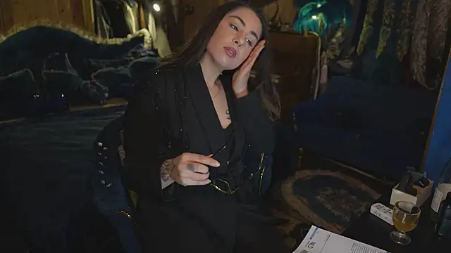 VanessaDoyle online show from 03.17.26