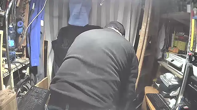 nonnomaturobisex online show from 02.24.25