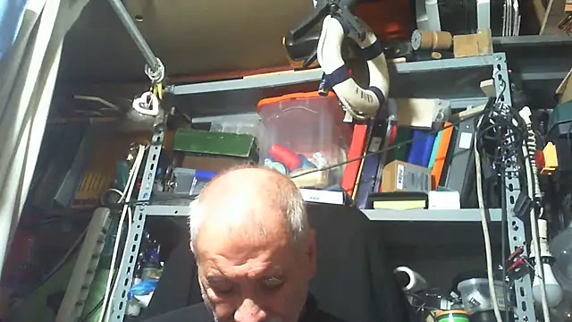 nonnomaturobisex online show from 10.18.25