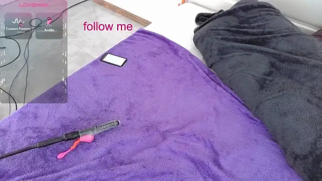 madmaxxx1989 online show from 12.19.24