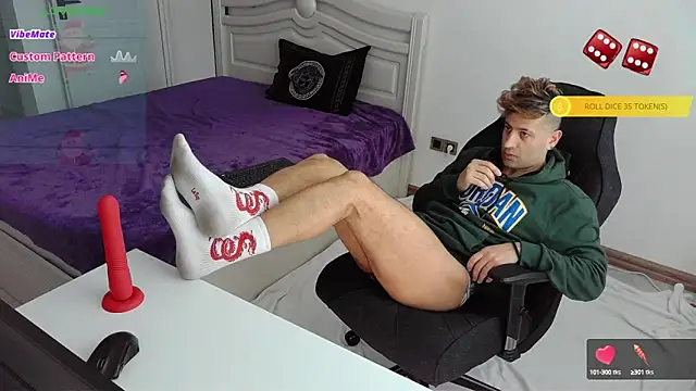 madmaxxx1989 online show from 01.17.25