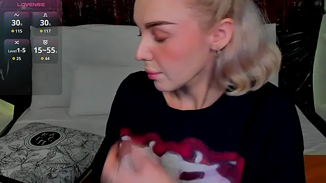 LianaFord online show from 10.24.25