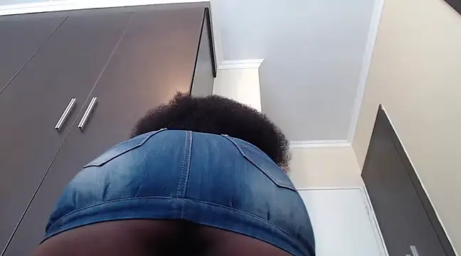yummycherryxx online show from 01.14.25