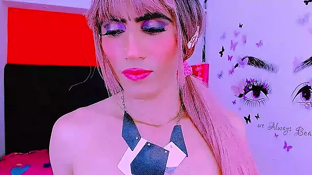 priscilahotker online show from 02.02.25