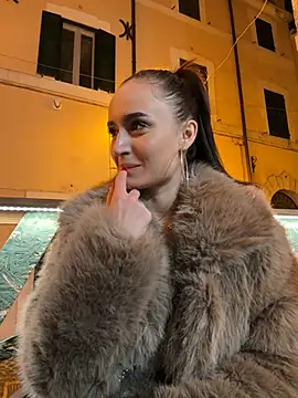 Zeyna1 online show from 12.28.24