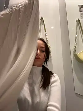 Zeyna1 online show from 03.12.25