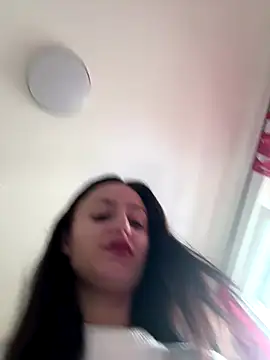 Zeyna1 online show from 10.08.25
