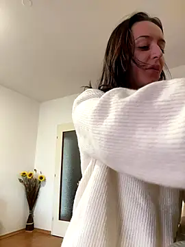 Zeyna1 online show from 10.10.25