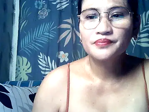 Snapshot of Amazing_Angel22 chatting on 09.25.25 Amazing Angel22 online show from 09.25.25