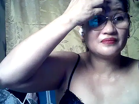 Snapshot of Amazing_Angel22 chatting on 11.02.25 Amazing Angel22 online show from 11.02.25