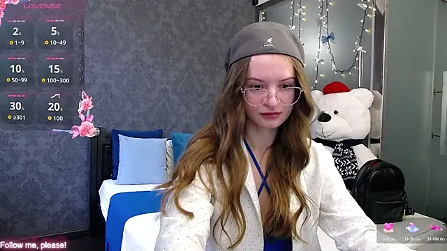 KateJonson online show from 10.30.25