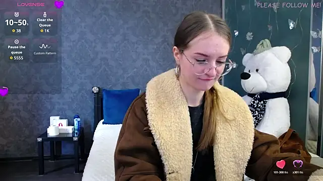 KateJonson online show from 02.28.26