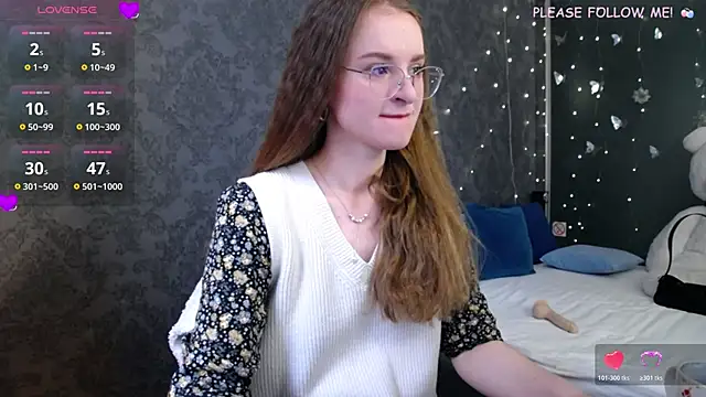 KateJonson online show from 04.15.26