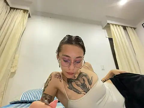Snapshot of This_black_sheep chatting on 02.27.25 This black sheep online show from 02.27.25