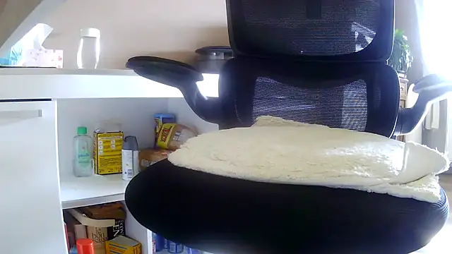 suedel65 online show from 04.19.26