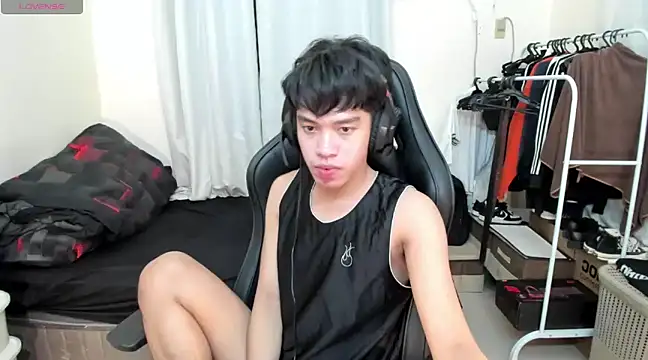 Snapshot of Lightjt04 chatting on 03.14.25 Lightjt04 online show from 03.14.25
