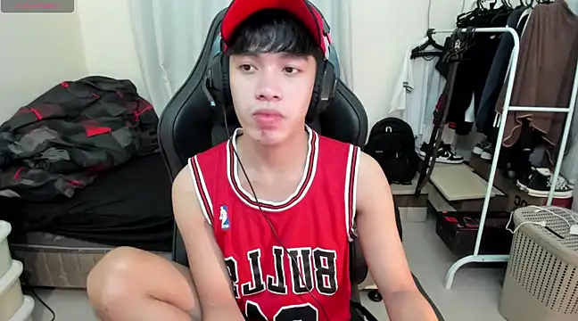 Snapshot of Lightjt04 chatting on 03.15.25 Lightjt04 online show from 03.15.25