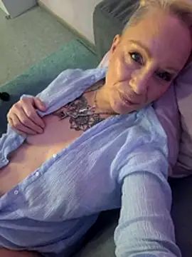 Jan ina online show from 11.25.25