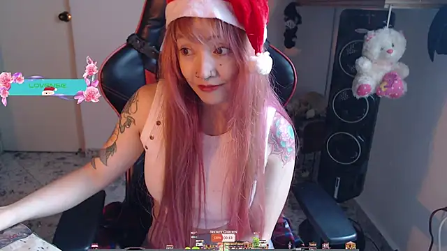 pink-2022 online show from 12.22.24