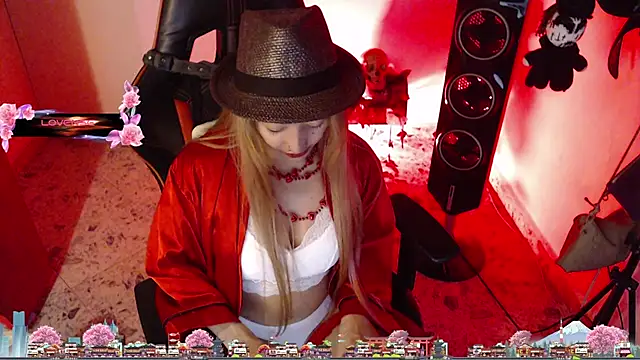 pink-2022 online show from 02.07.25