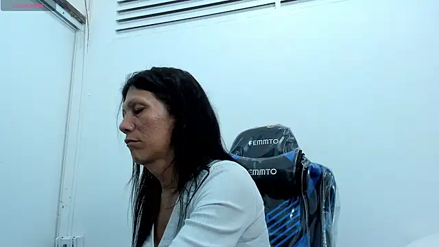 Cleopatra Trans online show from 11.10.25