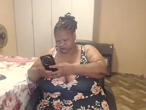 sweetnoziexx online show from 04.15.26