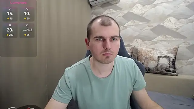 Snapshot of SerzhKorol1 chatting on 03.09.25 SerzhKorol1 online show from 03.09.25